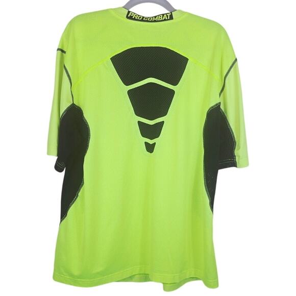 Nike Combat Neon Yellow & Black Athletic Hiking Workout Men's Top XL - Picture 2 of 3